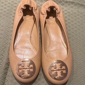 Tory Burch Nude Pink Leather Logo Ballet Flats